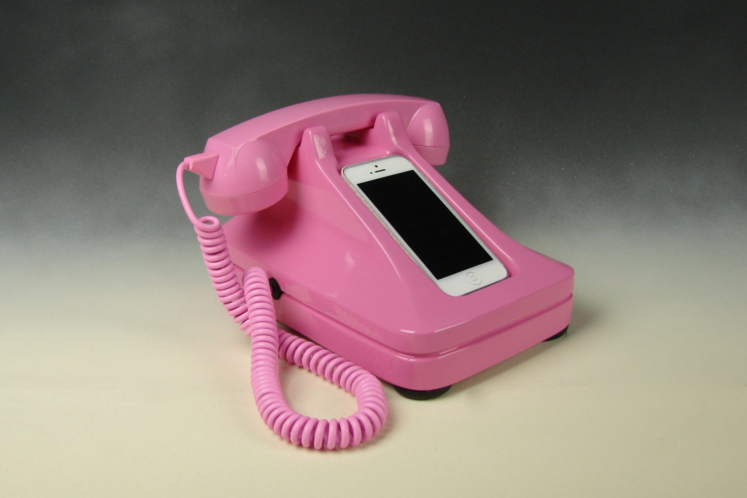 iRetrofone 2.0 PInk for the iPhone 5