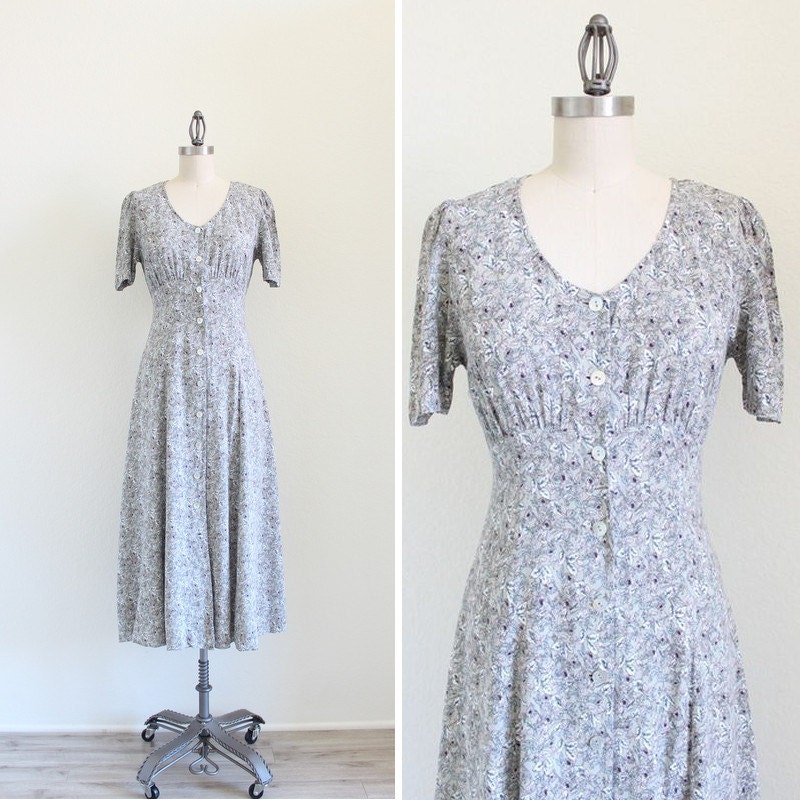 Floral Print 90s Dress . Sage Green Button Front Dress . 1990s Floral Midi Dress . size Medium