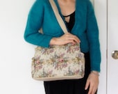 vintage women vegan oatmeal beige pink green floral fabric tapestry carpet granny handbag