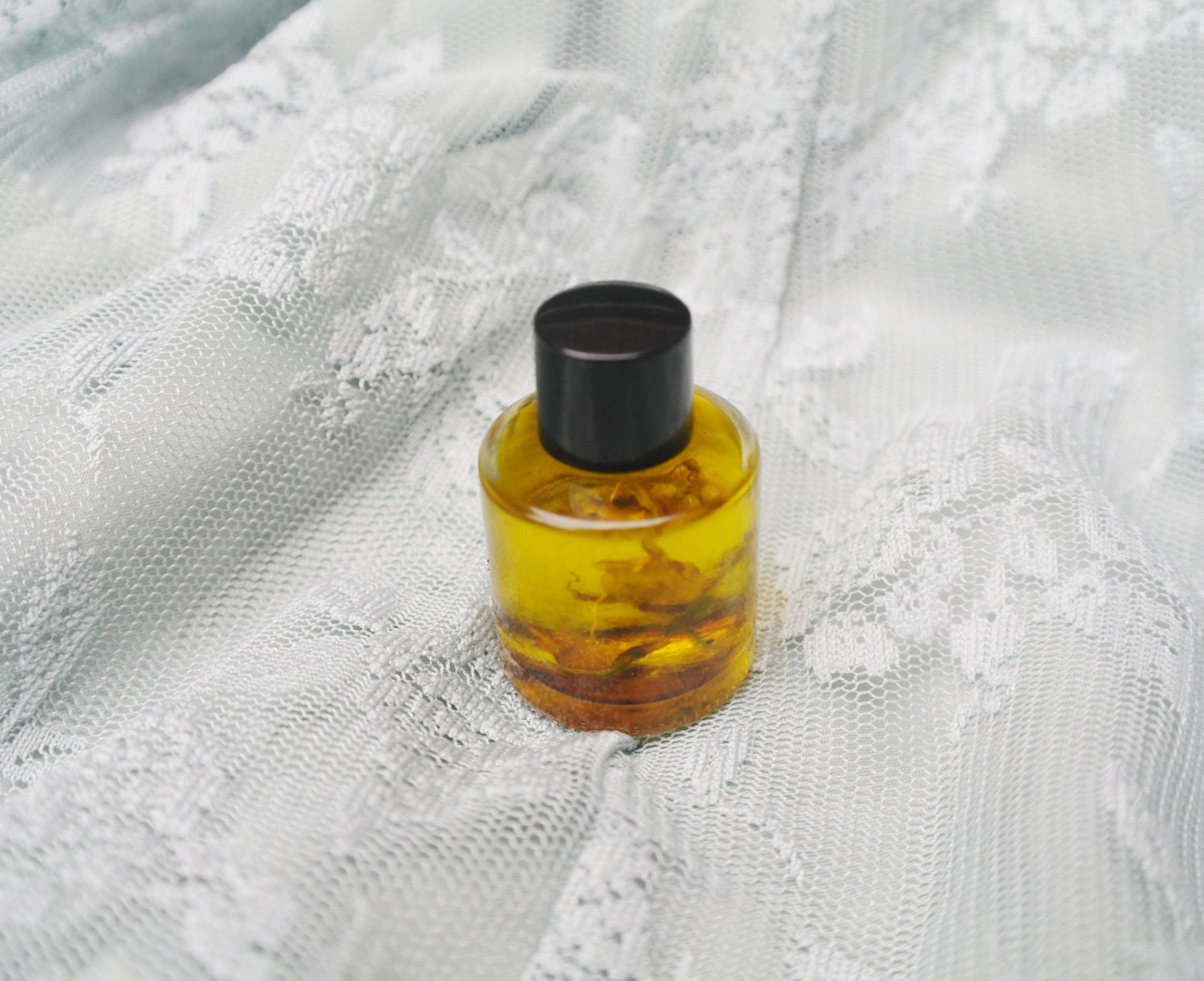 Earth Energy & Root Chakra Herbal Infused Oil. 10ml. Earth Energy, Grounding, Root Chakra, Stability, Security, Confidence