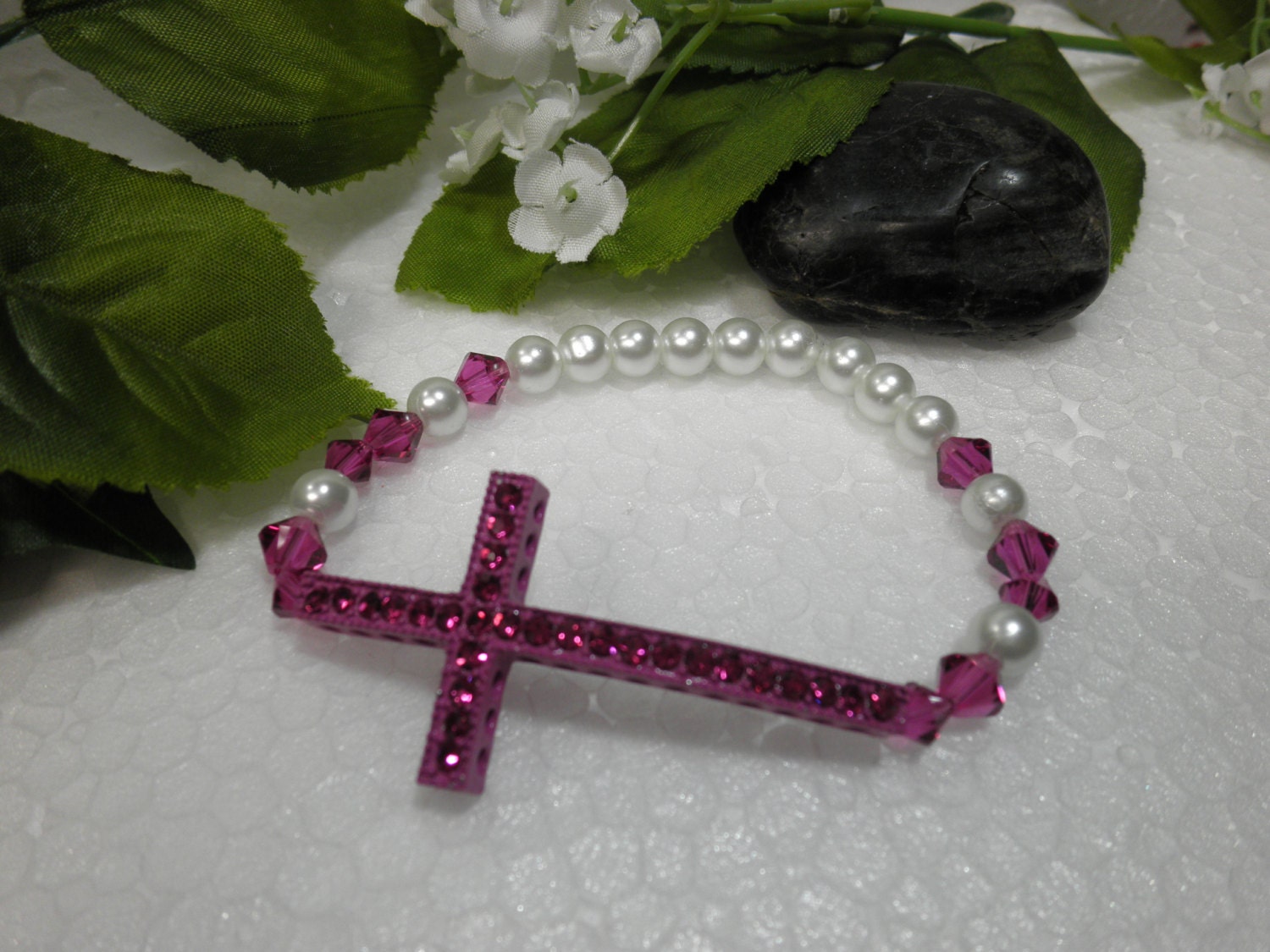 Fuschia Crossways Stretch Bracelet