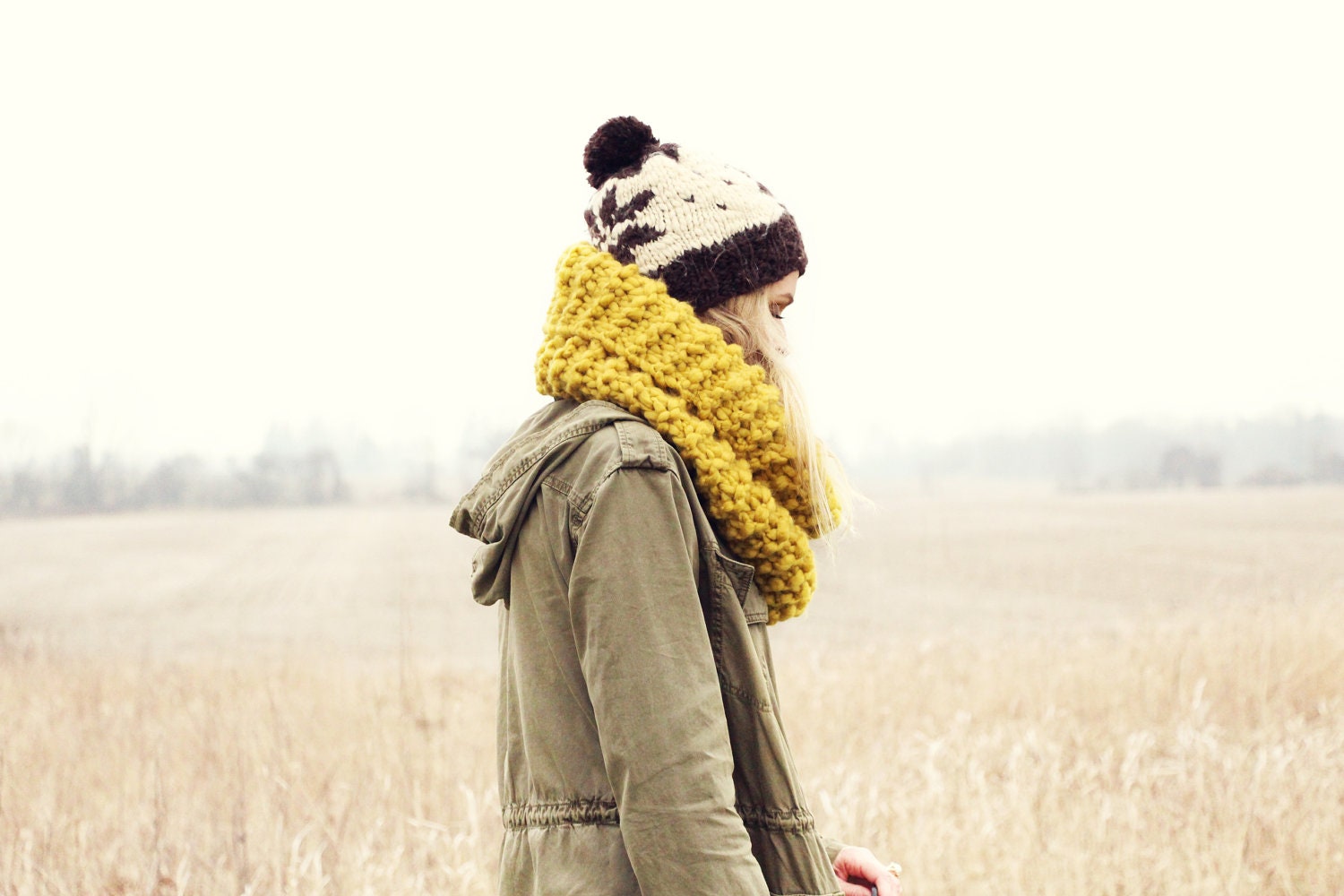 Chunky Knit Circle Scarf - Mustard.   Huge sweater knit infinity scarf, eternity scarf, winter scarf, loop scarf, hand knit