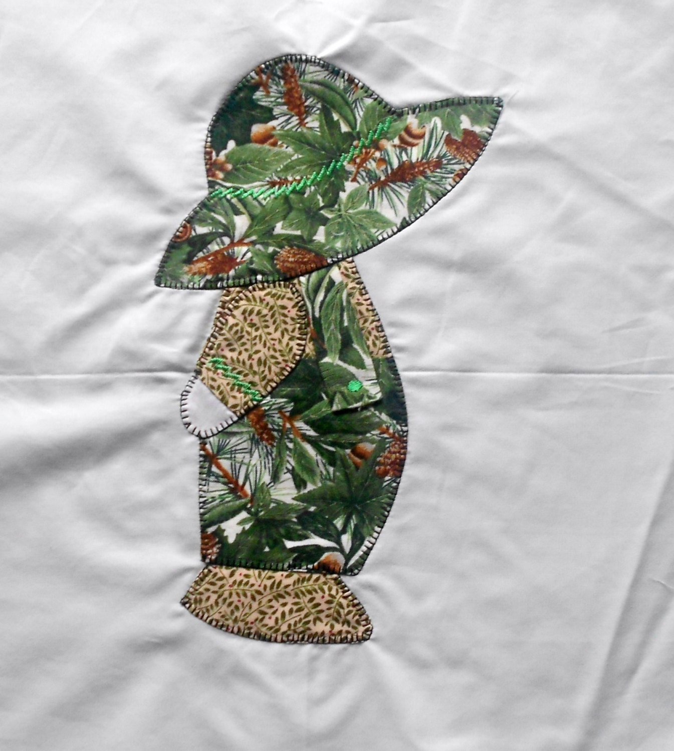 Beautiful Applique & Embroidered SUSPENDER OVERALLS SAM Sunbonnet Sue 12" Quilt Block Square No. 10