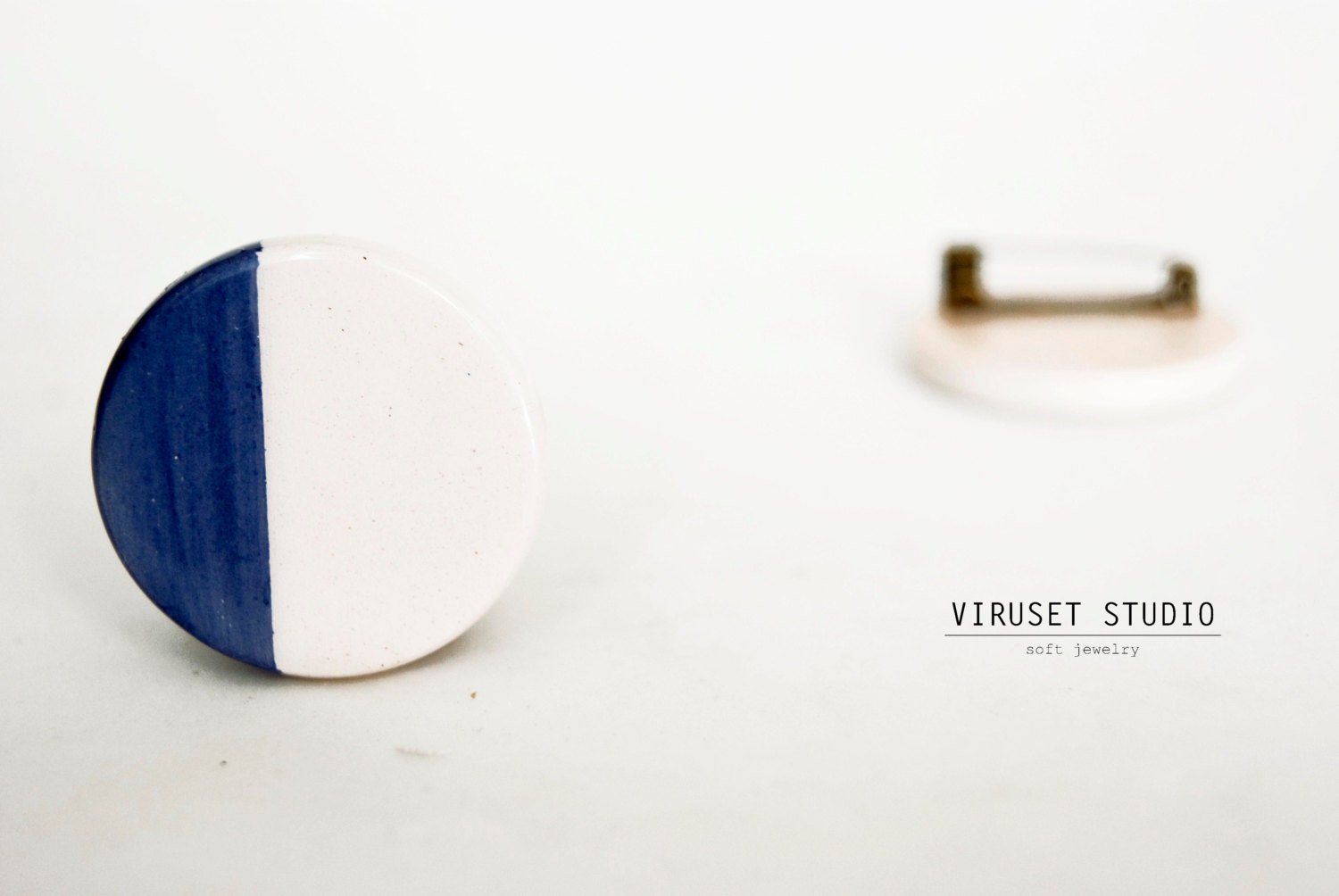Ceramic brooch jewelry geometric pattern , geometric jewelry, brooches, ceramic jewelry, scandinavian design, viruset, round brooch, pin