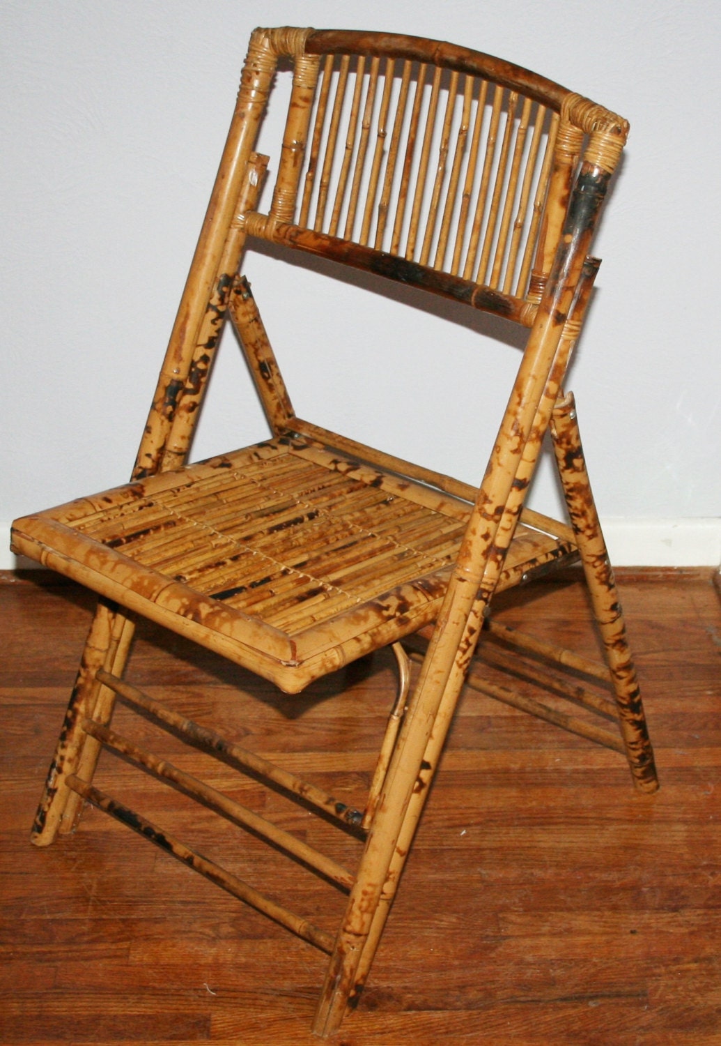 Vintage Hollywood Regency French Style Light weight Durable Tiger Bamboo Folding Chair