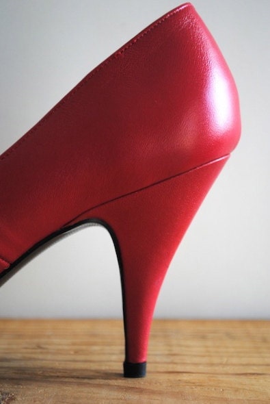 Vintage Pumps - Red Leather Upper with Gold Grommet Details Size 7M Eighties Retro