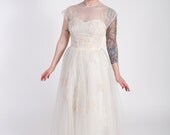 1950s Vintage Dress...Gorgeous Tulle Bridal Prom Tea Length 50s Formal Party Dress with Full Skirt and Floral Embroidery Size Small