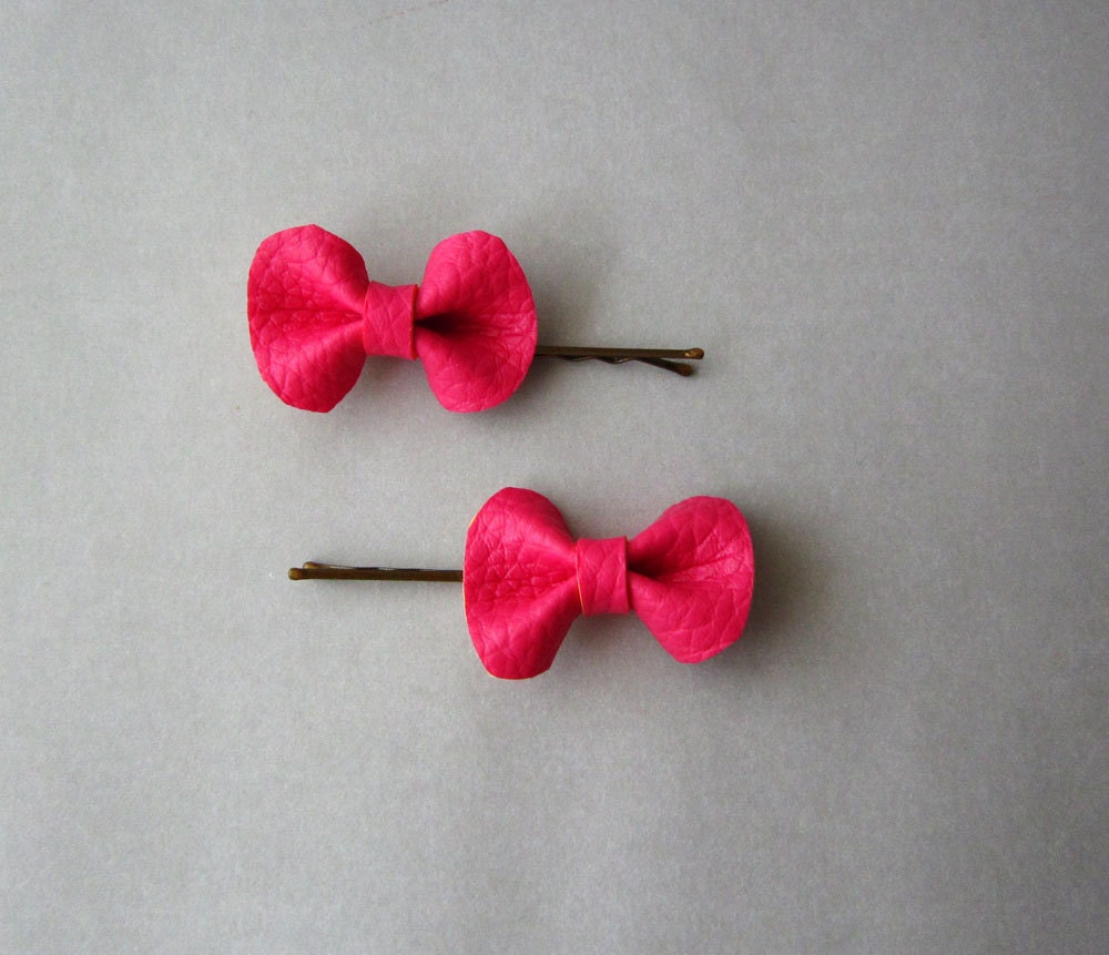 Neon pink hairbow bobby pins, neon bow accessories, cute pink hair bow, neon color summer fashion