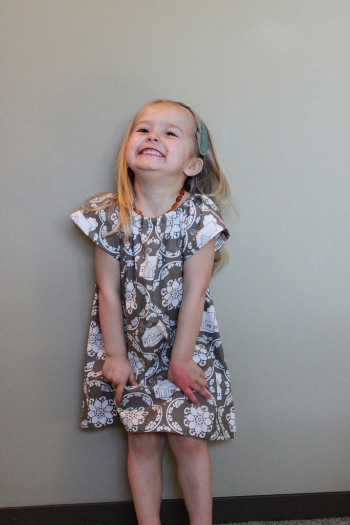 Toddler Dress. Gray and White  Peasant Dress. Toddler Clothes. Girl. Child. Spring Summer Fashion.