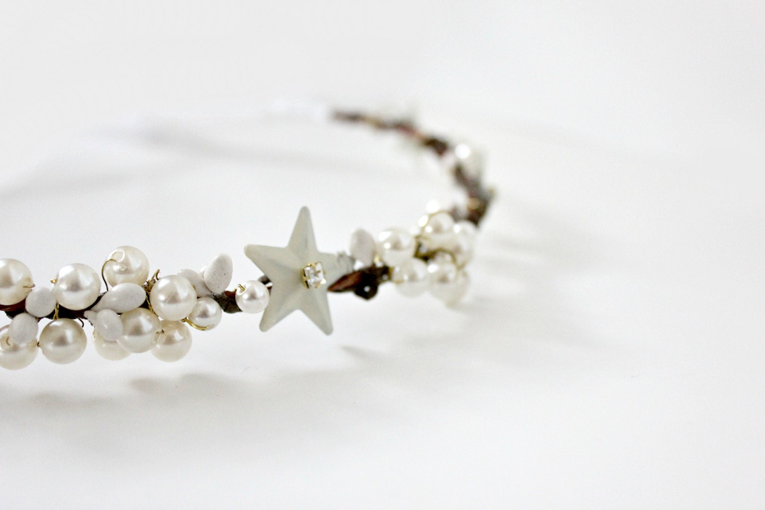 Rustic Stars, Berries and Pearls Halo. Whimsical, Hair Accessories, Wedding Tiara, Prom, Bridal Hair Accessories,  Off White. Twinkle