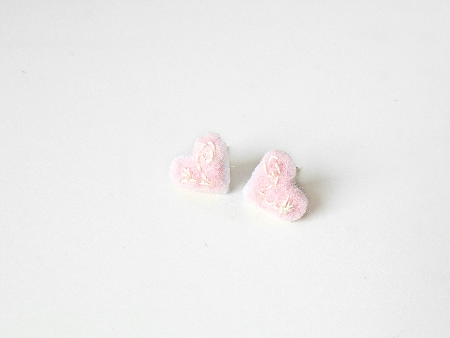 Pastel pink heart earrings Wedding favors Embroydered felt earrings