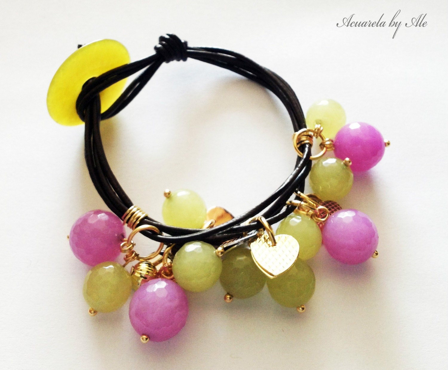 Leather bracelet. Quartz bracelet. Hearts bracelet. Love bracelet. Acuarela.