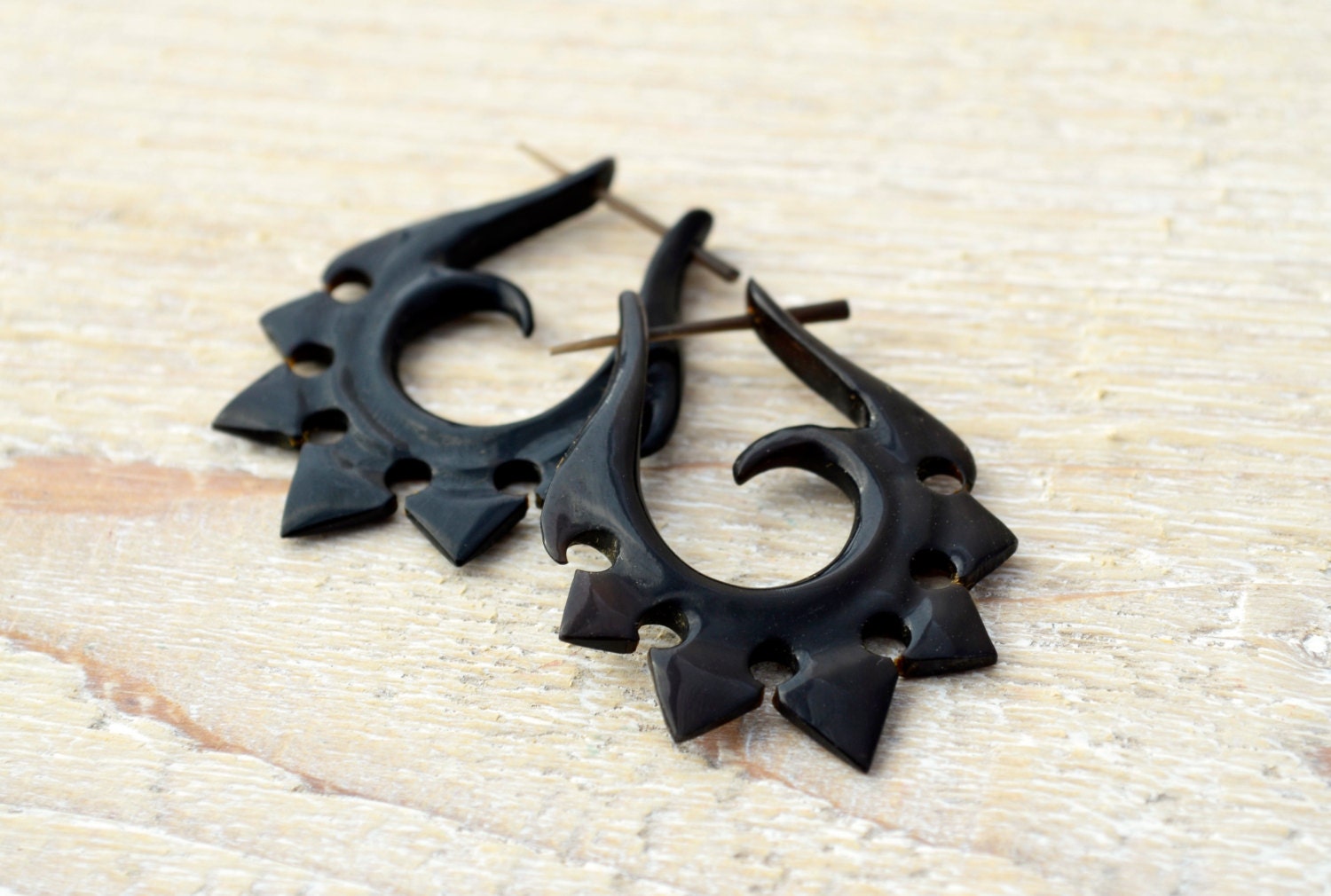 Post Earrings Geometric Triangle Loop Horn Black Tribal Style - Organic Natural Buffalo Horn - PE032 H