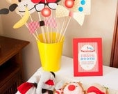 CIRCUS Printabl Photo Booth Props - Print Your Own