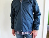 vtg 70's MEN'S NAVY windbreaker hoodie spring summer jacket