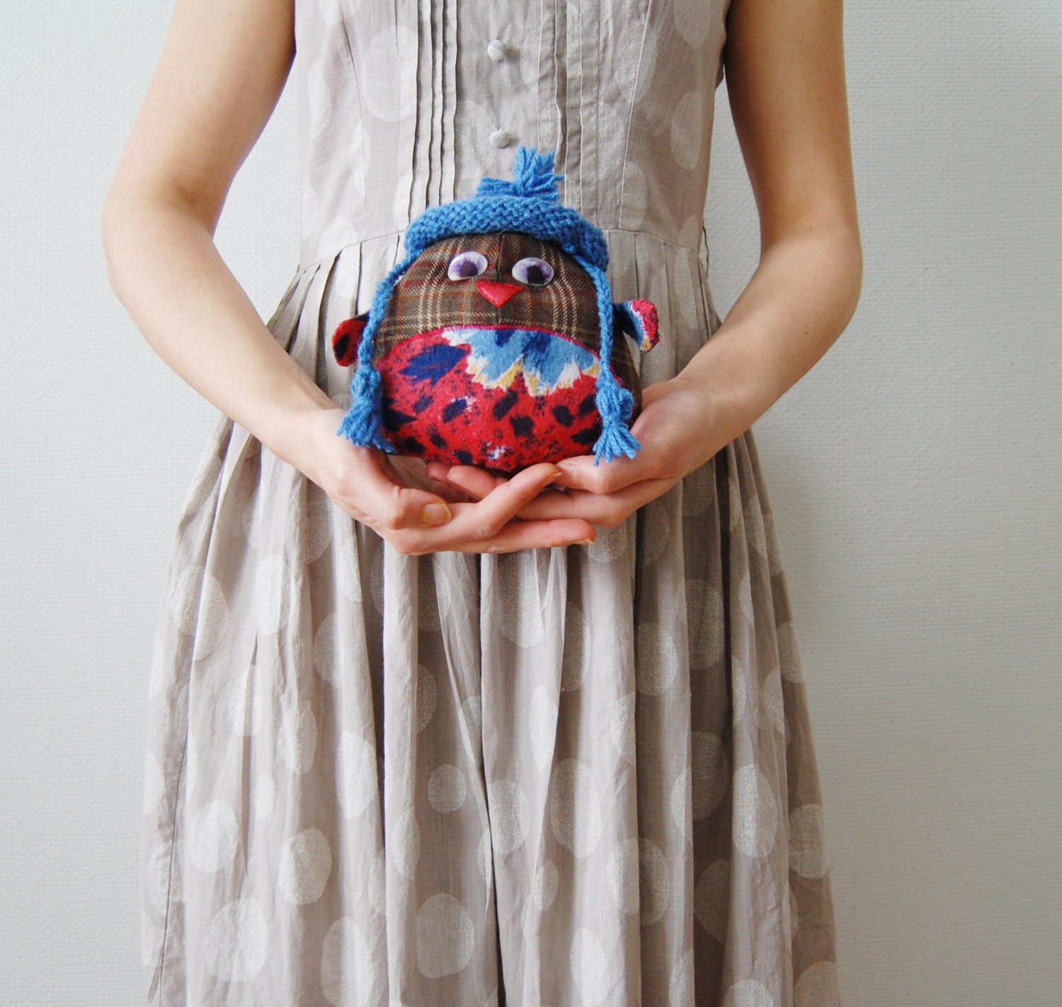 Garden bird. Spring Bird. Toy bird. Love bird. Little bird. Birdy. Soft toy. Plush toy.