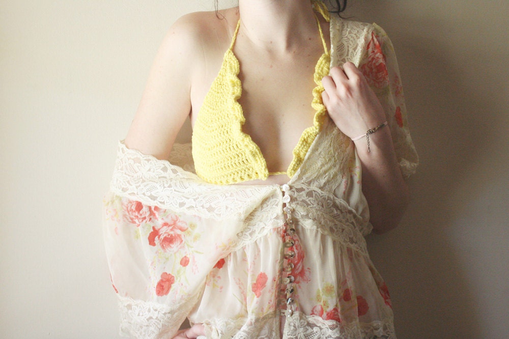 Neon Colored Triangle Ruffle Bra / Bikini Top - Made To Order in 5 Bright Colors - Hand Crochet Cotton Swimwear, Vegan Summer Clothing