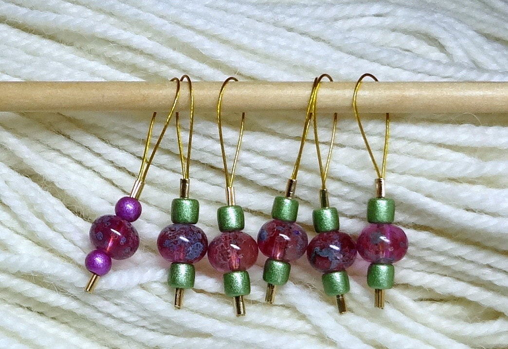 Knitting Stitch Markers Red Violet with Green on Gold