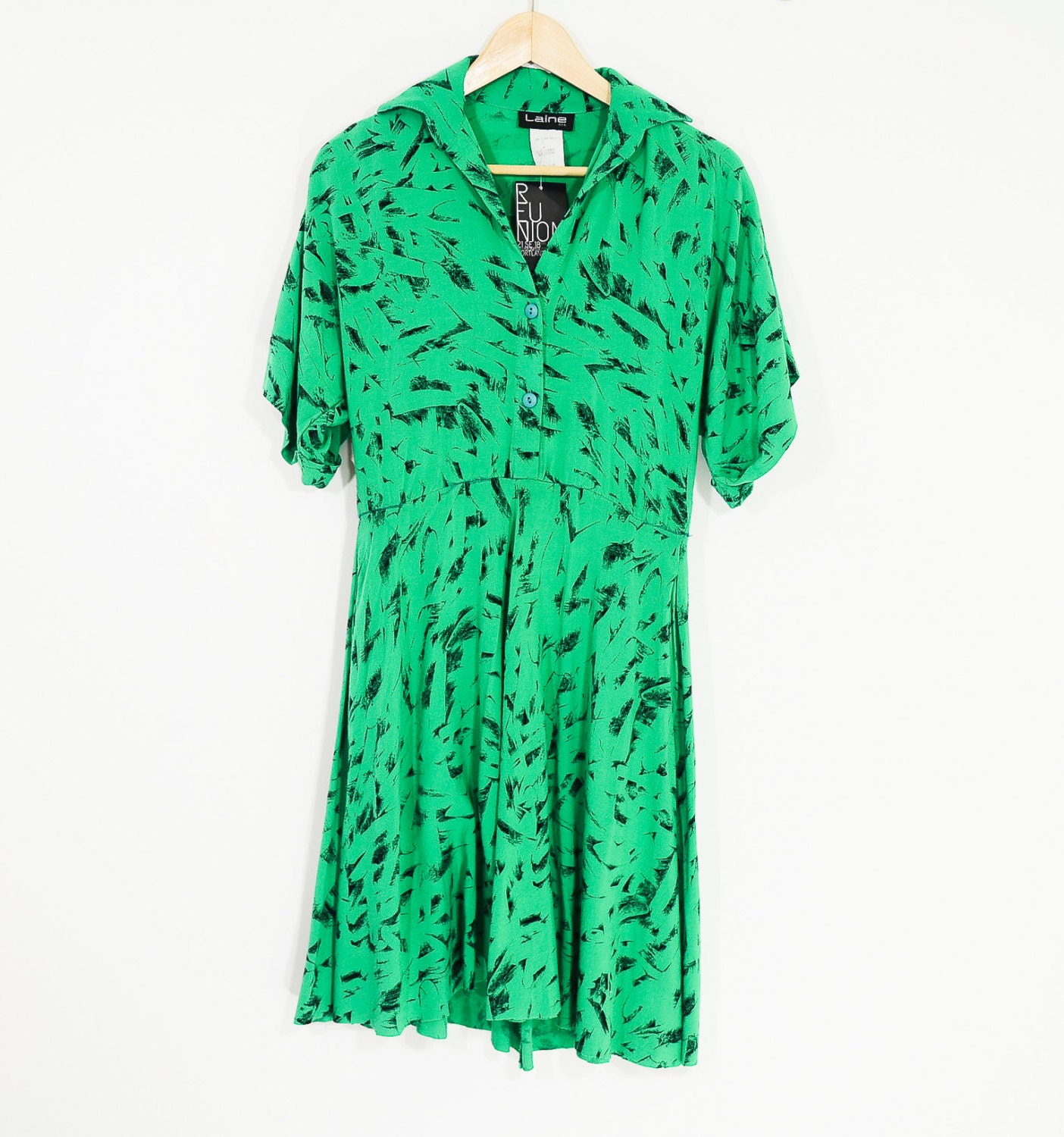 90s Vintage Spring Green Dress / Oversized Loose Fit / Altered