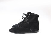 Vintage black suede flat lace up 80s shoes