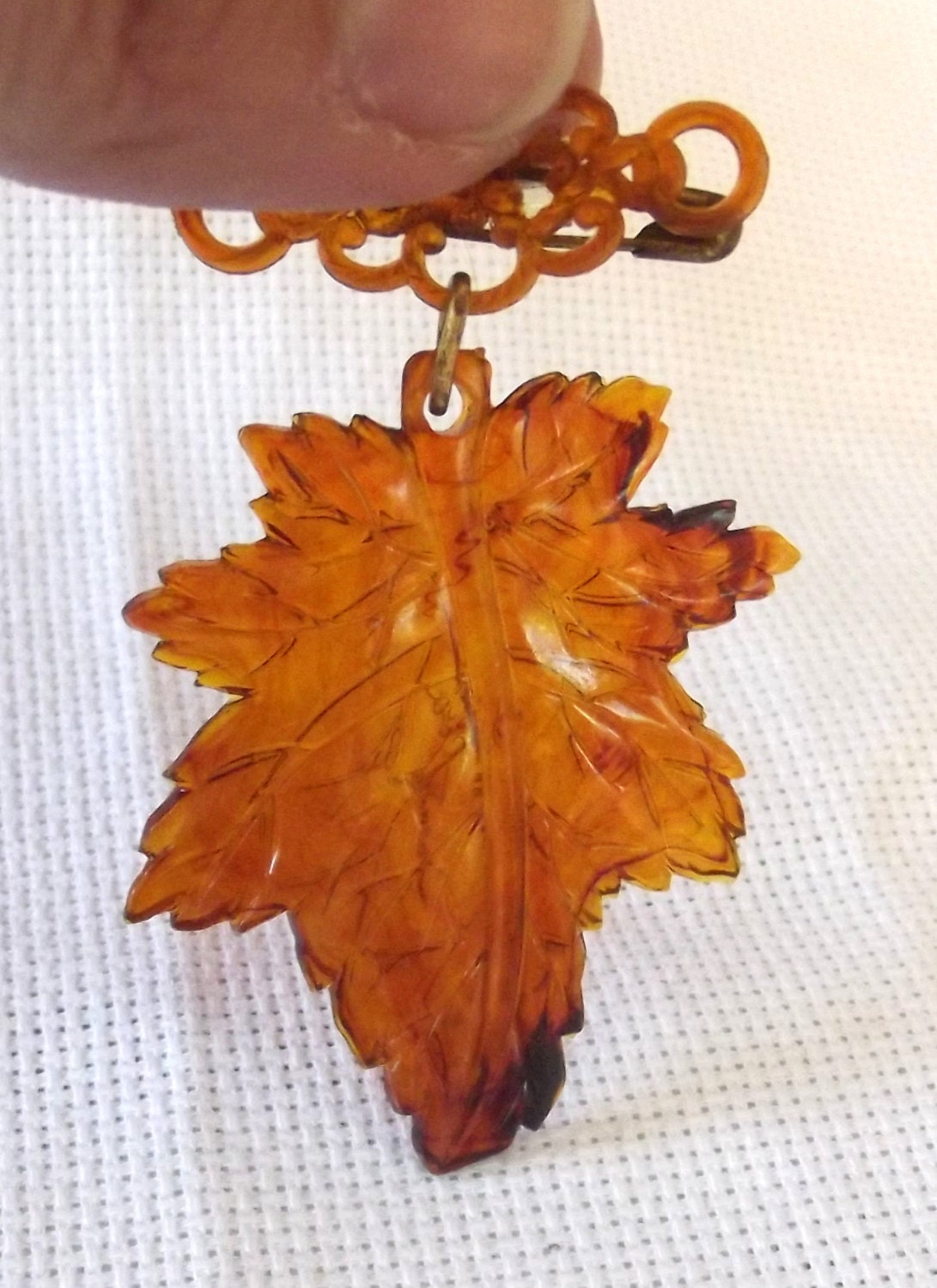 Vintage Celluloid Brooch, Leaf Dangle Pin, Tortoise Shell Color, Collectible