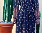 Vintage // 1960s // Paint it Black //  Paisley Dress // Boho Chic