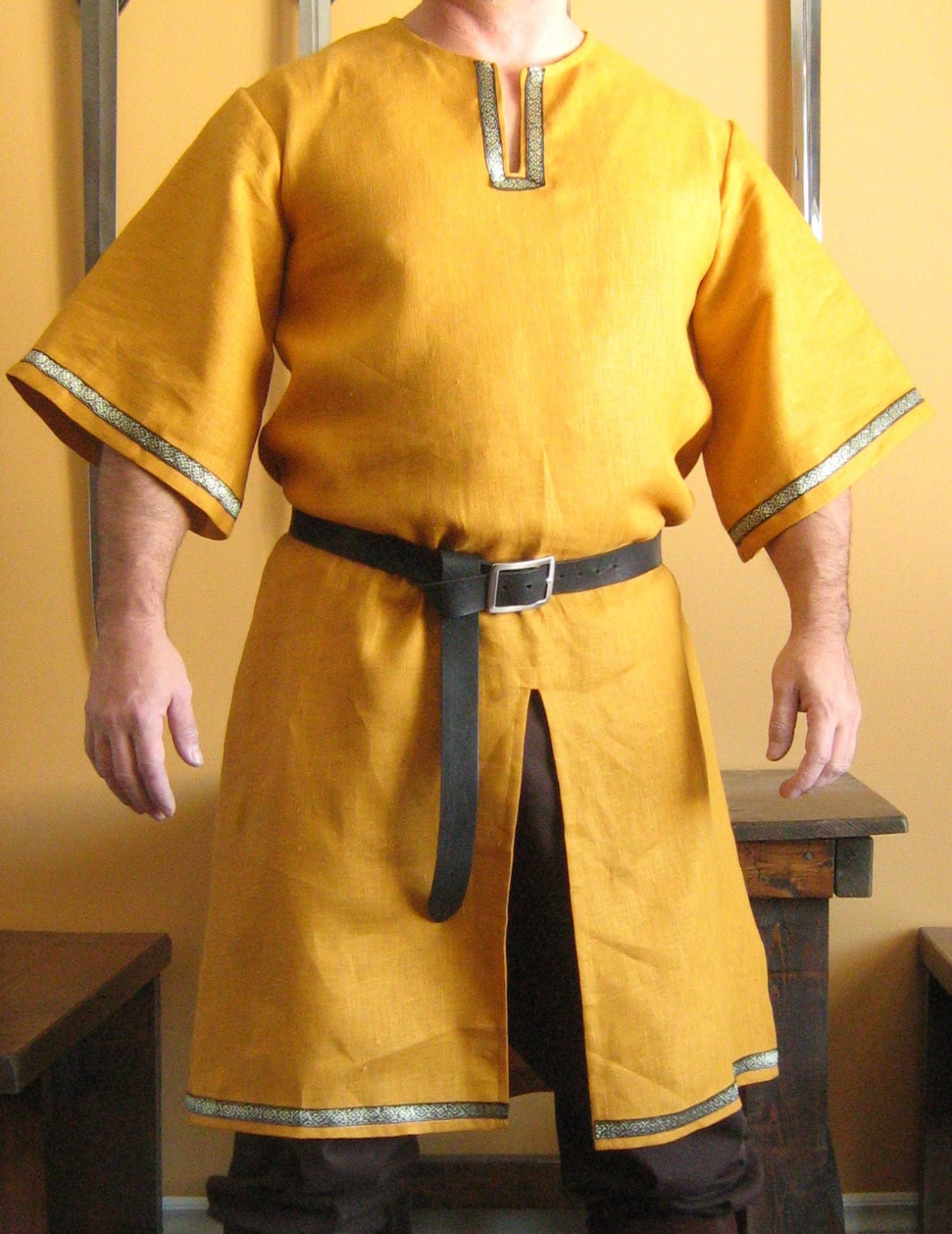 Medieval Celtic Viking Norman Shirt Mid-Arms Sleeves with Trims