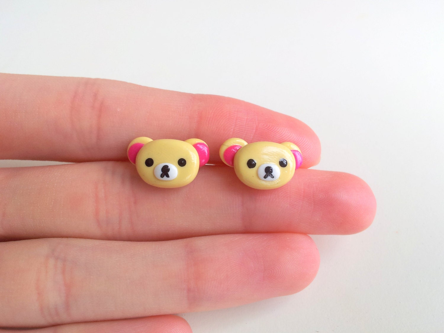 Korilakkuma post earrings