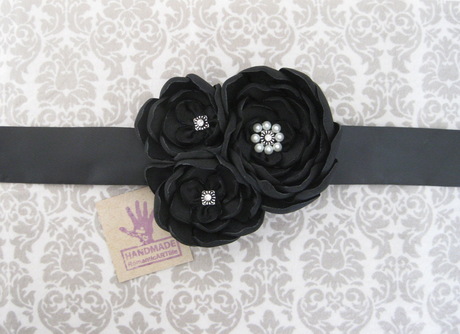 Black Bridal Sash Belt. Black Bridal Gown Dress Sash Belt. Black Flower Wedding Dress Sash. Bridal Accessory. Wedding Accessory.