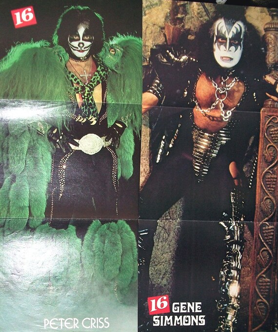 KISS Clippings Gene Simmons Pin-Up #71 KISS Clippings Gene Simmons Pin-Up #71