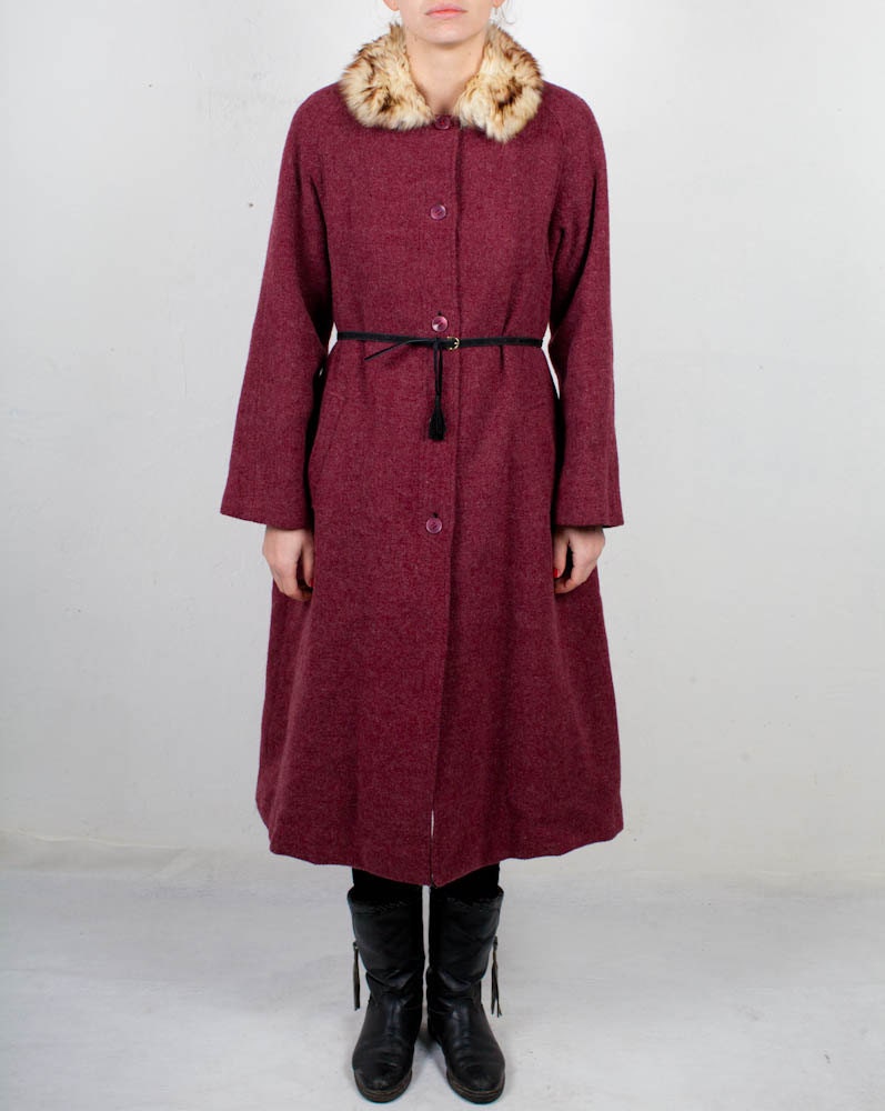 20% SALE Vintage wool brick red long coat size small medium - PastPerfectContinues