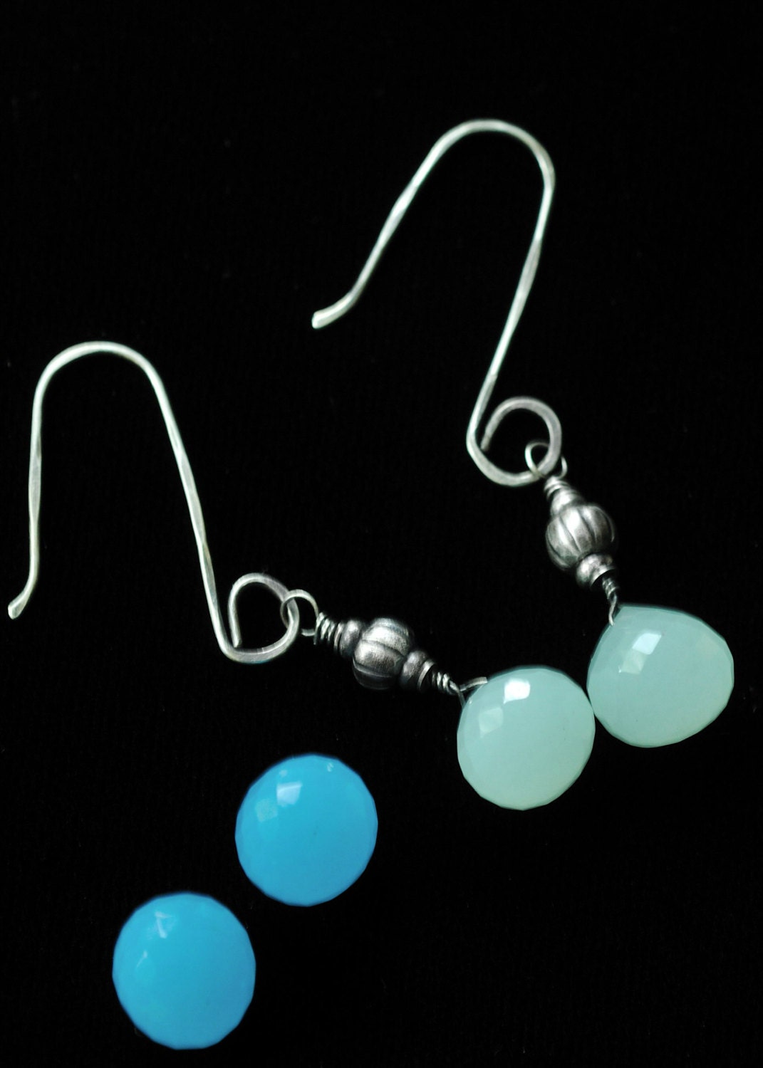 Seafoam Green Chalcedony and Sterling Silver Dangle Earrings kbdesigns