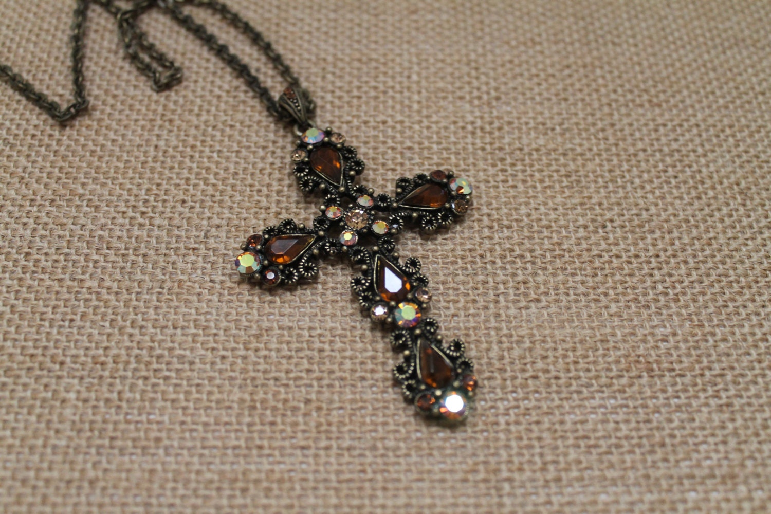 Vintage Stone Cross Necklace 18 inches