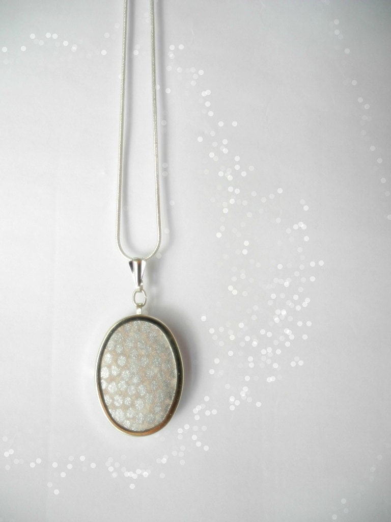 Silver grey metallic dots pendant, Bridesmaid jewelry, Wallpaper polka dots silver Summer Jewelry,Easter Jewelry,Silver Necklace - HoopsyDaisies
