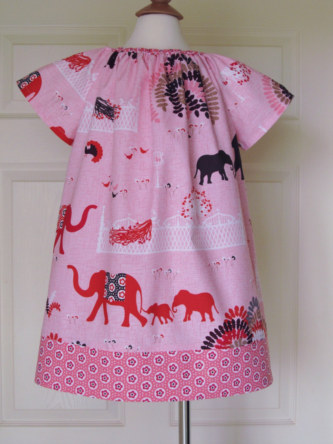 Handmade peasant dress Easter dress spring summer elephant zoo pink size 2 2T 3 3T 4 4T. size 4 / 5 ready to ship.