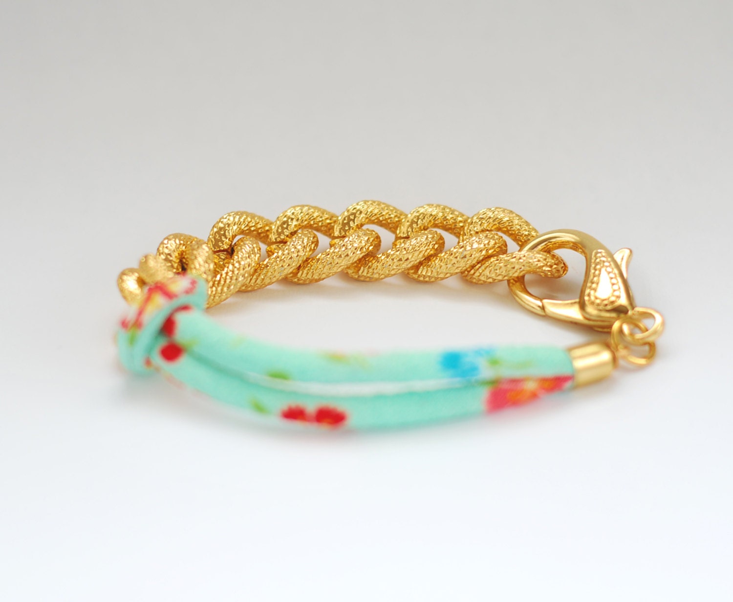 Bon Voyage Mint Rope Bracelet: Kimono Cording / Chunky Gold Chain Bracelet