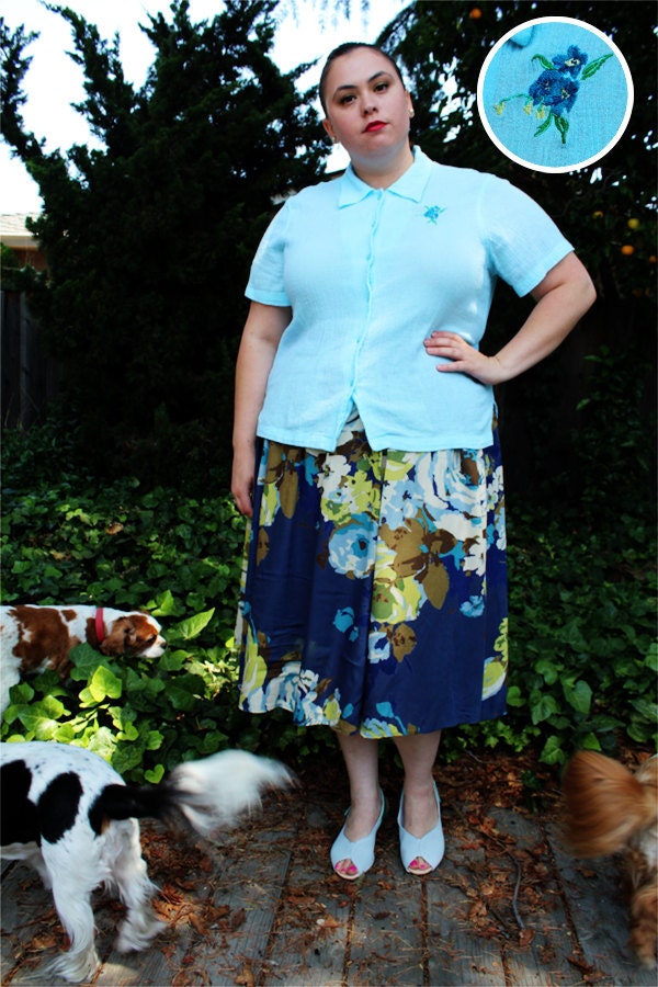 Plus Size - Vintage Blue Crinkled Gauze Dress Shirt w/ Flower Embroidery (Size L 14/16)