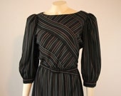 Vintage. 80's Black Pinstriped Dress. Mini Dress. Shirt Dress. Vertical Stripes. Multicolored. Belted. Retro. Secretary. Medium M 8 10