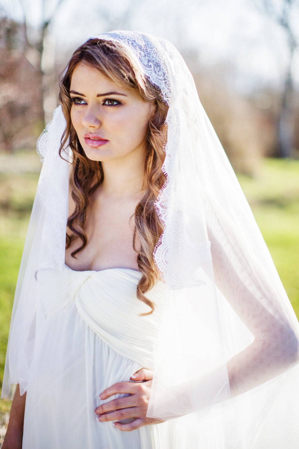 JULIET-Chantilly Lace Veil Light Ivory Blusher two tier Juliet cap style