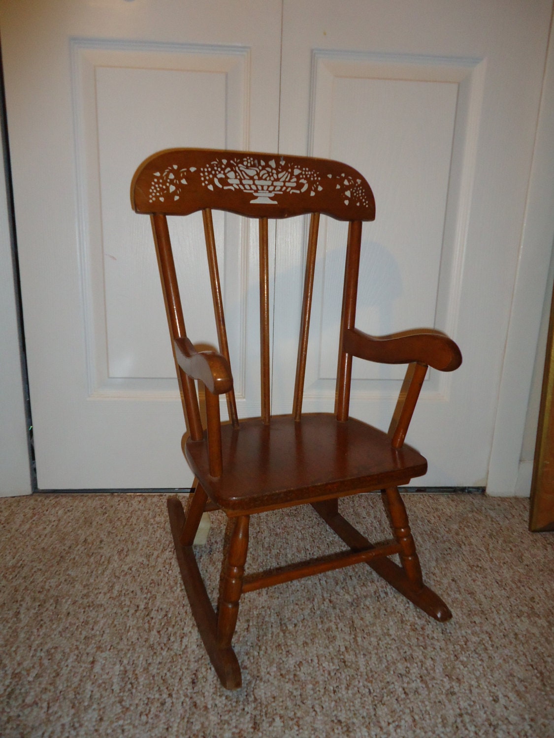 Rocking Chair Musical Childs Rocker Plays by HomeAloneVintage