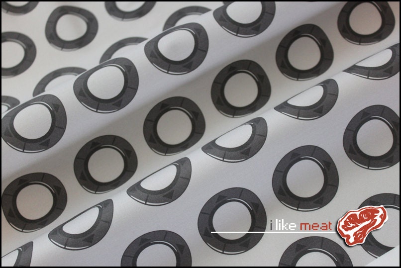 8bit Infinite Rings - One Yard of Nintendo themed Kona Cotton Fabric