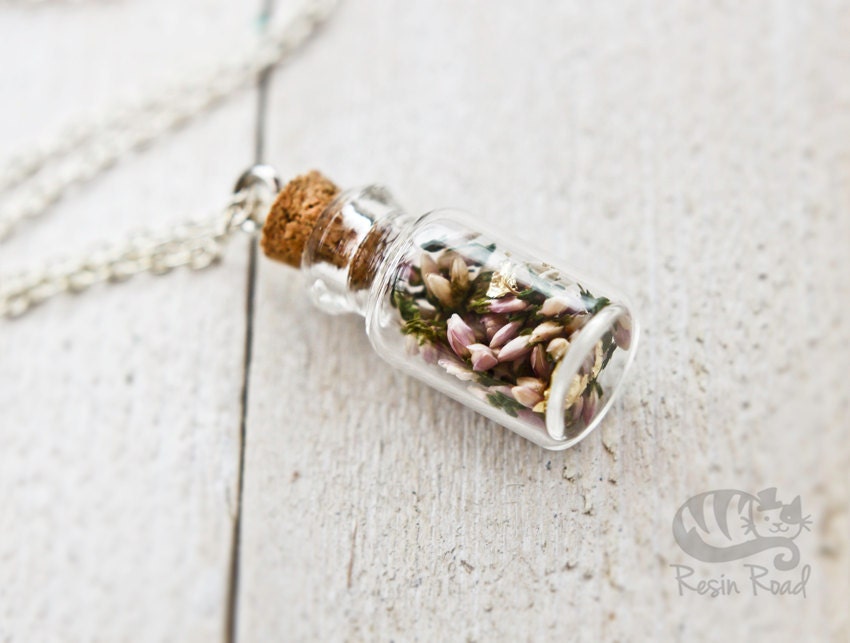 Pastel Pink Necklace. Heather Buds. Glass Bottle Pendant. Miniature Bottle.Gold Leaf. Botanical/Flower Jewelry.Irish. Summer. Romantic Gift.