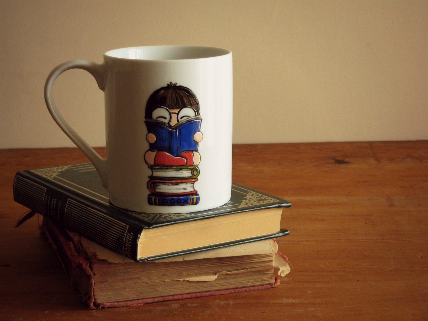 Big Mug "I like big books and I cannot lie" - hand painted in Italy - READY TO SHIP