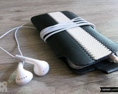 SALE30%OFF: iPhone 4 Leather Sleeve . Pouch . Holder with Smart Closure - Black and White with Baseball Stitch // Faux Leather, iPod Touch