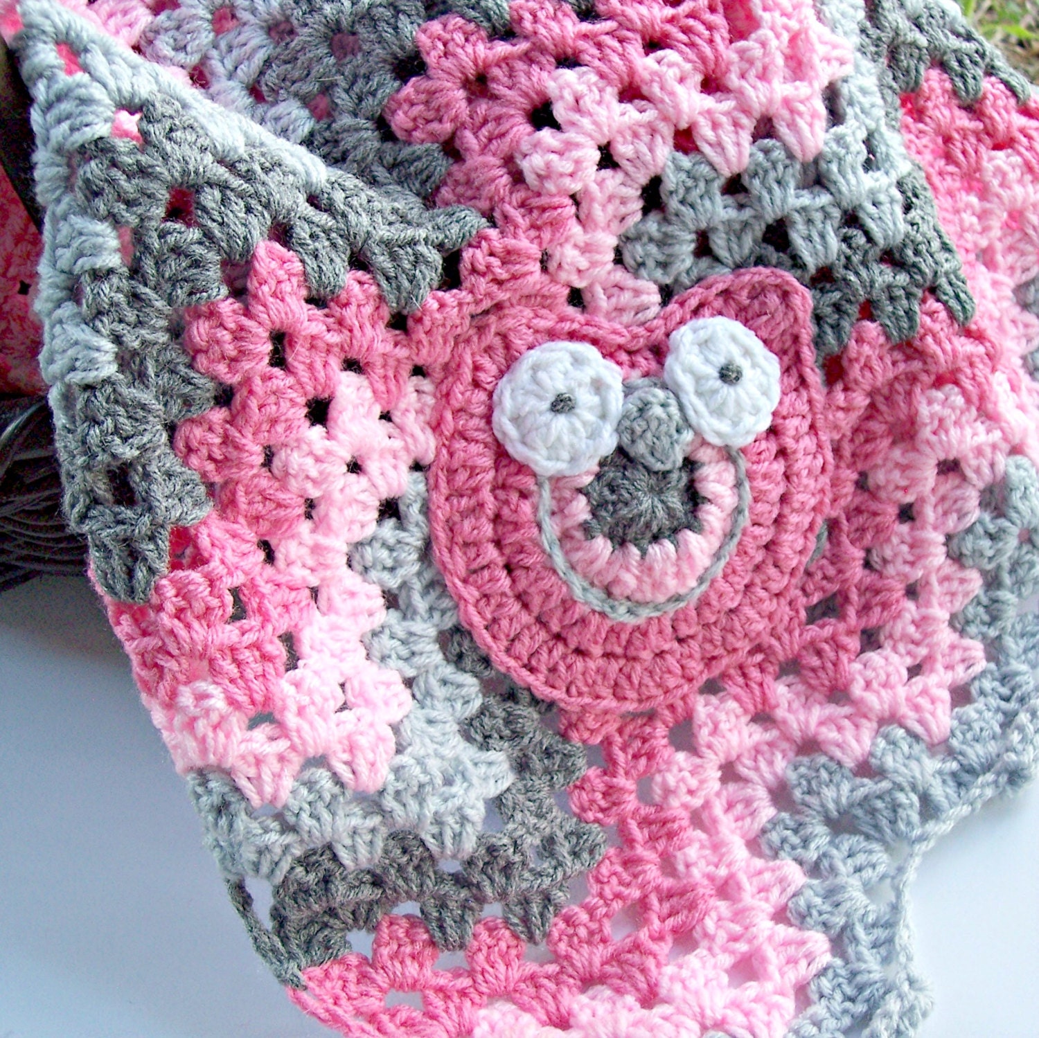 Chevron Crochet Baby Blanket- Crochet Owl Blanket - Granny Square Afghan - Pink Gray Chevron - Pink Gray Nursery - Baby Girl Owl Blanket