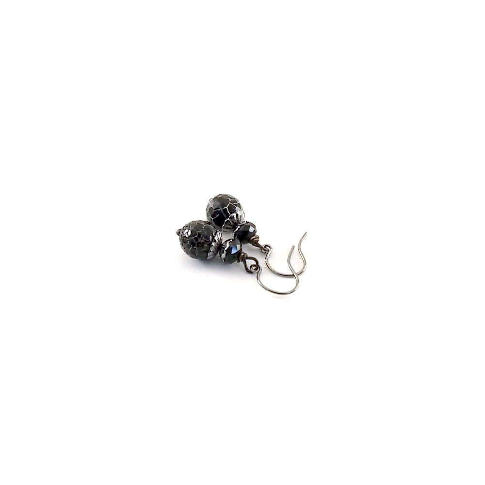 Black Crackle Earrings Round Crackle Glass Faceted Czech Glass Rondelle Gunmetal Beaded Wire Dangle Earrings