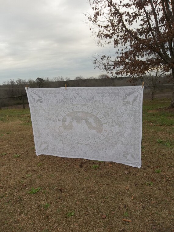 Vintage Lace Tablecloth Christmas Tablecloth by misshettie on Etsy