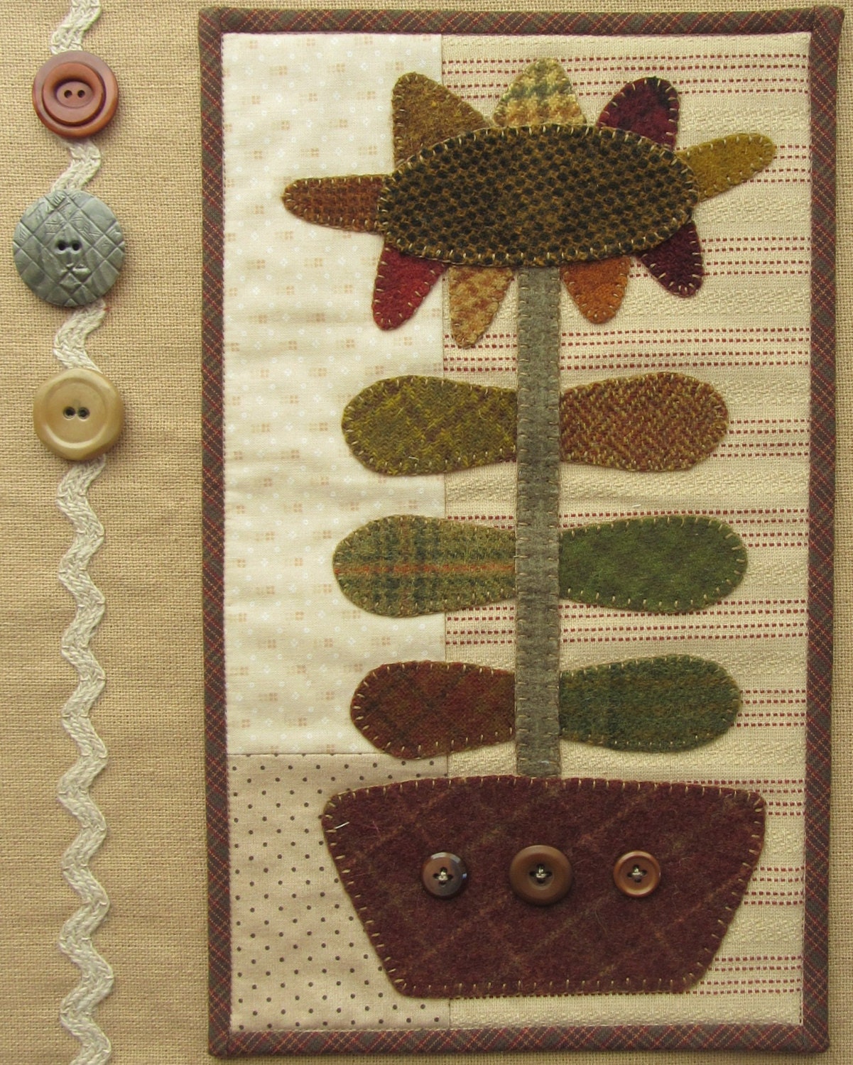 Primitive Wool Applique Pattern and Kit by FarmhouseWoolens