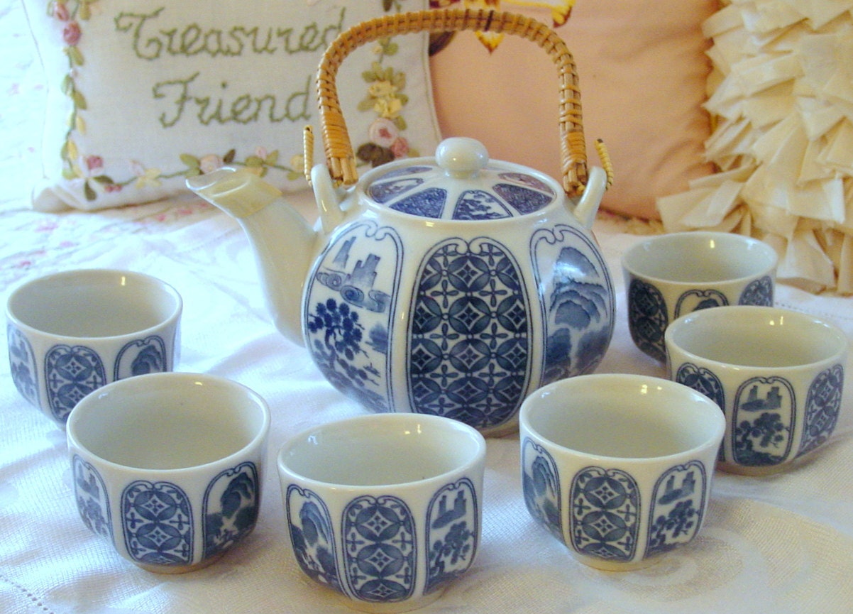 Vintage Porcelain Tea Set Chinese Japanese Asian by GLAMATIQUES