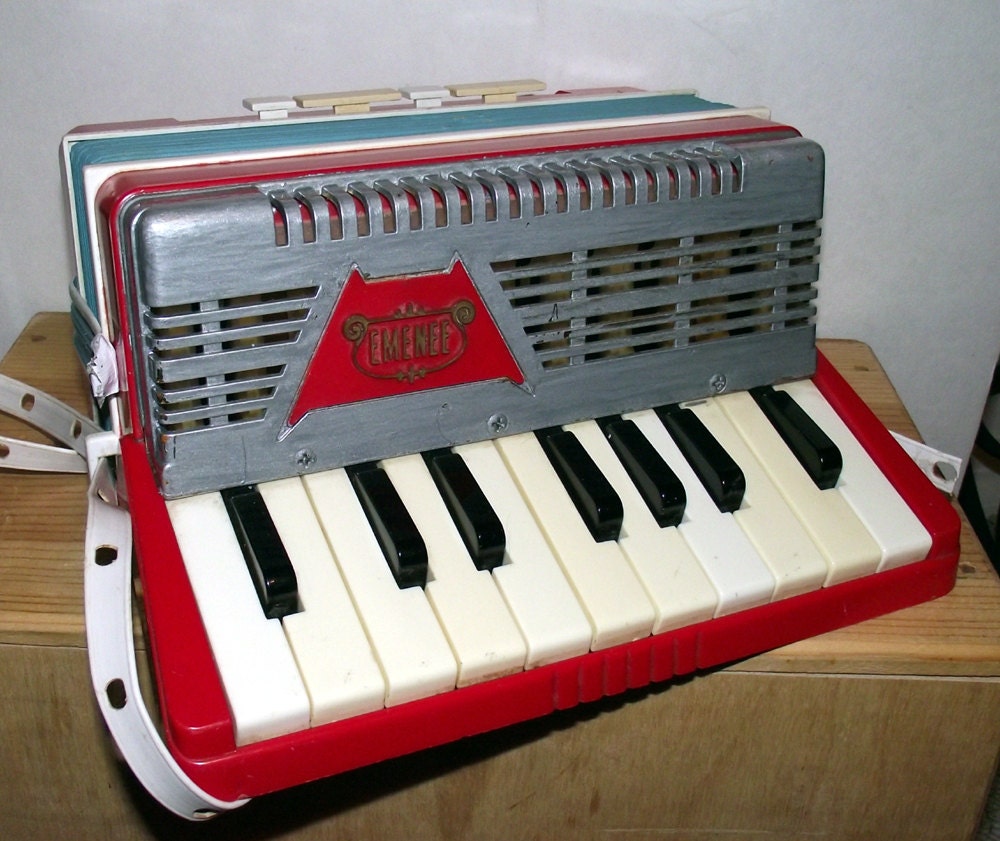 Emenee Accordion 1950s